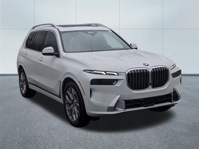 New 2025 BMW X7 xDrive40i w/ Premium Package