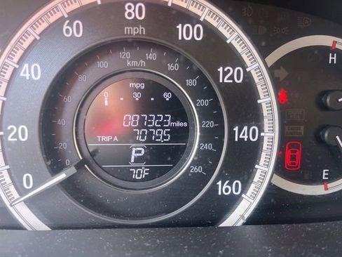 Certified 2017 Honda Accord EX-L image 4