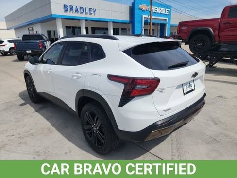 Certified 2025 Chevrolet Trax ACTIV w/ Driver Confidence Package FWD image 6