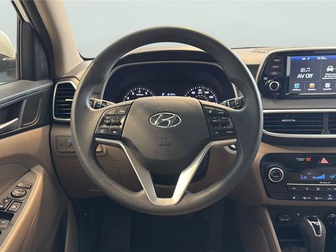 Used 2019 Hyundai Tucson Sport FWD image 13