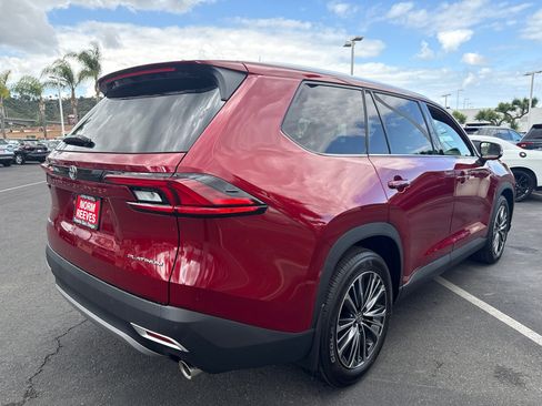 New 2026 Toyota Grand Highlander AWD Hybrid image 13