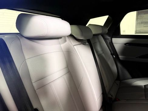 New 2026 Land Rover Range Rover Evoque S image 32