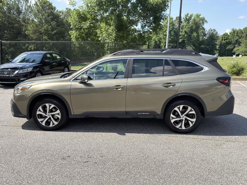 Certified 2022 Subaru Outback Limited AWD/4WD image 4