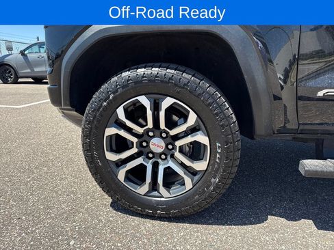 Used 2024 GMC Canyon AT4 w/ Canyon Safety Plus Package AWD/4WD image 21