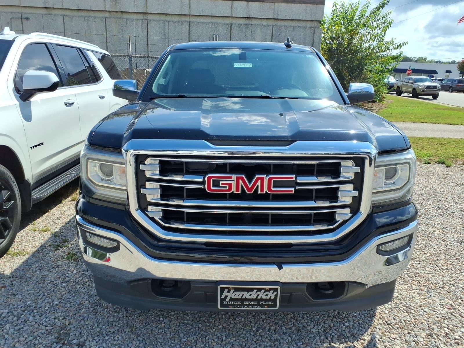 Used 2017 GMC Sierra 1500 SLT w/ Suspension Package, Off-Road AWD/4WD image 9