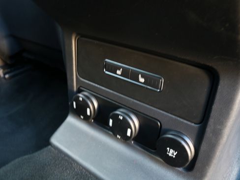 Used 2019 Jaguar F-PACE S image 47