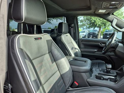 Used 2022 GMC Sierra 1500 AT4X AWD/4WD image 19