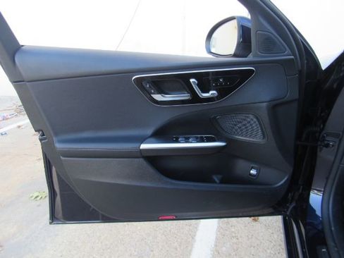 Used 2022 Mercedes-Benz C 300 Sedan image 15