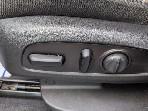 Used 2020 Chevrolet Equinox LT FWD image 15