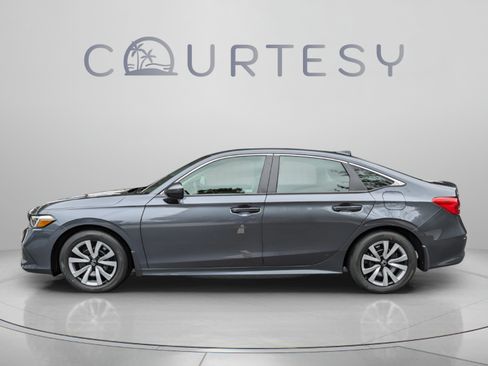 Used 2024 Honda Civic LX image 2