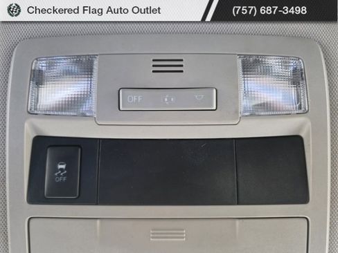 Used 2016 Toyota Tacoma SR image 21