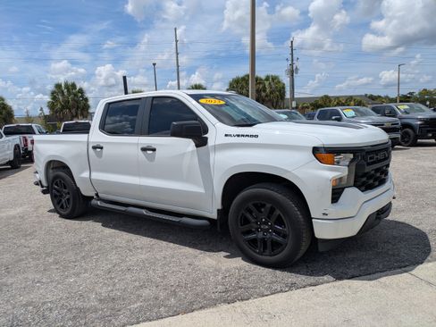 Used 2023 Chevrolet Silverado 1500 Custom w/ Rally Edition RWD image 2