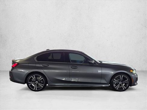 Used 2024 BMW 330i Sedan w/ Premium Package RWD image 4