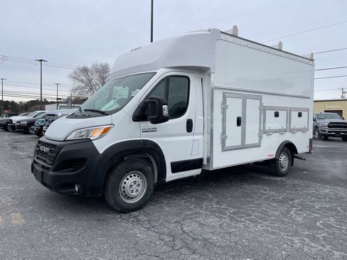 New 2024 RAM ProMaster 3500 w/ Convenience Group FWD image 2