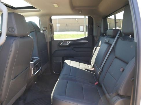 New 2026 Chevrolet Silverado 1500 LTZ w/ LTZ Premium Package AWD/4WD image 17