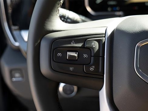 New 2026 GMC Sierra 1500 Elevation image 12