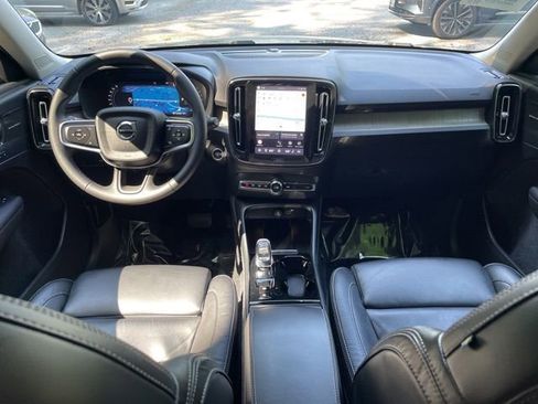Certified 2023 Volvo XC40 B5 Plus w/ Climate Package AWD/4WD image 22