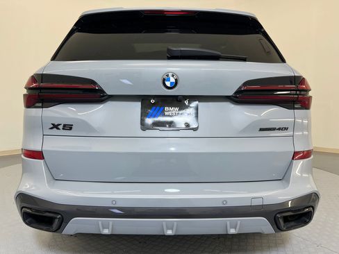 Certified 2024 BMW X5 sDrive40i w/ M Sport Package image 10
