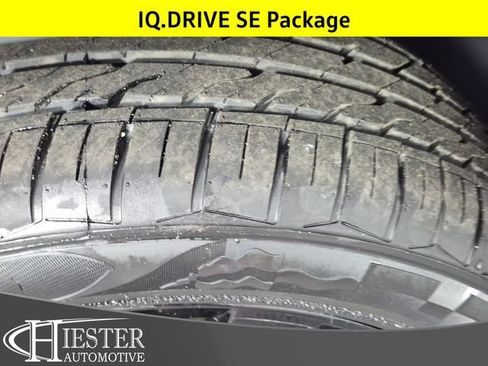 Used 2022 Volkswagen Taos SE AWD/4WD image 11