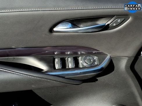 Used 2023 Cadillac XT4 Luxury w/ Cold Weather Package image 10