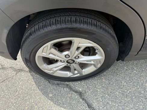 Used 2023 Hyundai Kona SEL w/ Cargo Package image 11