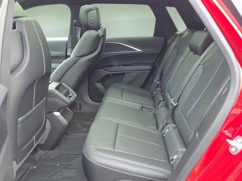 Certified 2025 Cadillac Lyriq Sport image 18