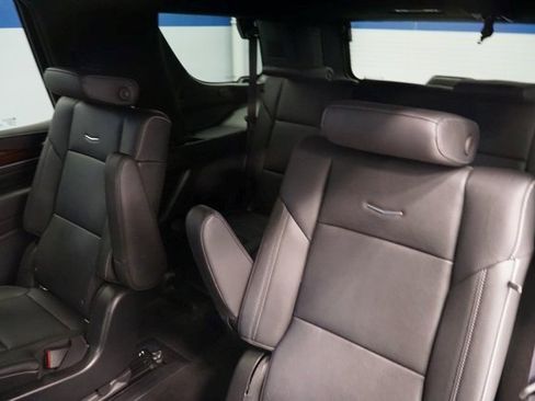 Certified 2022 Cadillac Escalade Luxury image 24