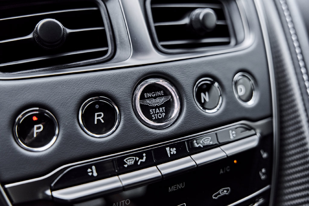 Used 2023 Aston Martin DBS Coupe RWD image 69