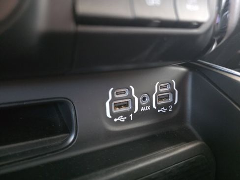 Used 2023 RAM 1500 Big Horn AWD/4WD image 19