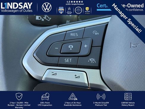 Certified 2022 Volkswagen Taos SEL w/ Panoramic Sunroof Package image 21