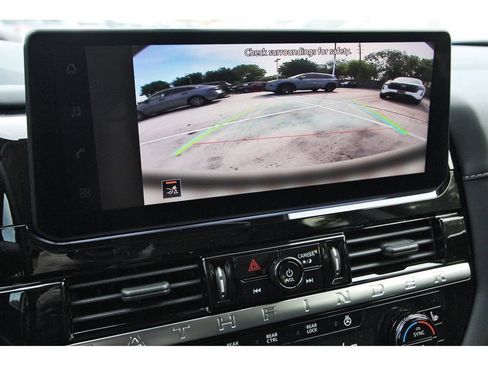 New 2026 Nissan Pathfinder SV w/ SV Premium Package FWD image 25