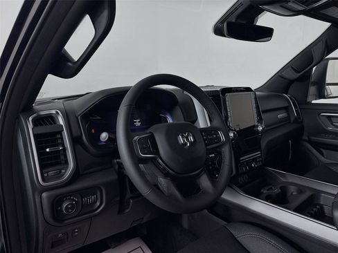 New 2026 RAM 1500 Big Horn AWD/4WD image 9
