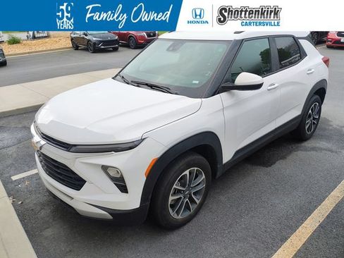 Used 2025 Chevrolet TrailBlazer LT AWD/4WD image 1