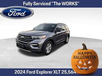 Certified 2024 Ford Explorer XLT w/ Equipment Group 202A