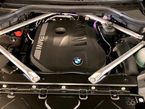 New 2026 BMW X7 xDrive40i w/ M Sport Package image 17