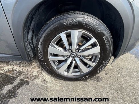 Certified 2023 Nissan Pathfinder SL AWD/4WD image 17