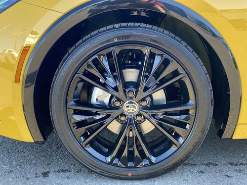 New 2026 Toyota Prius Plug-In Hybrid image 10