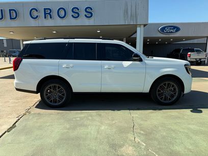New 2025 Ford Expedition Platinum w/ Stealth Performance Package