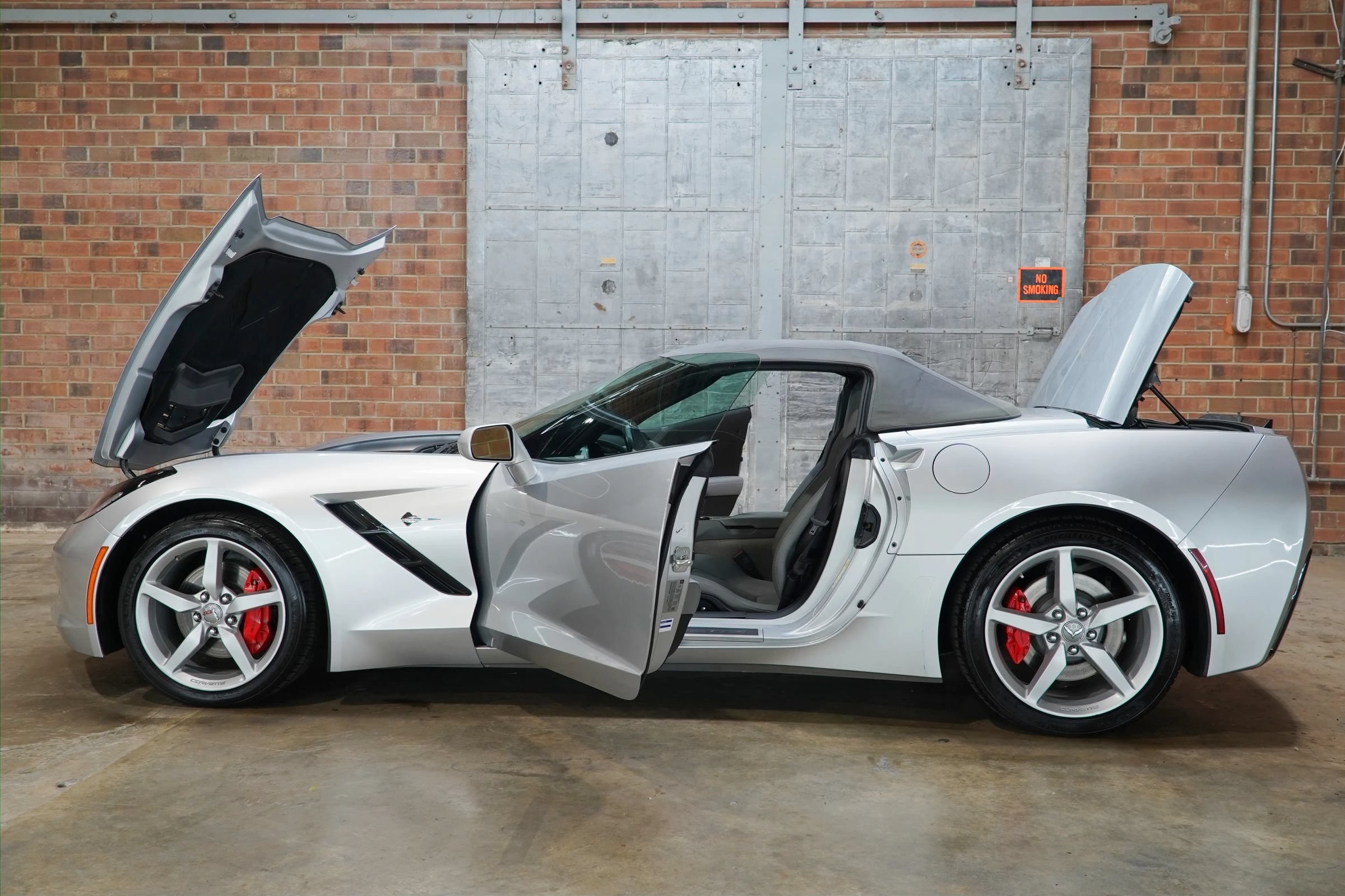 Used 2014 Chevrolet Corvette Stingray Convertible w/ 3LT Preferred Equipment Group RWD image 26