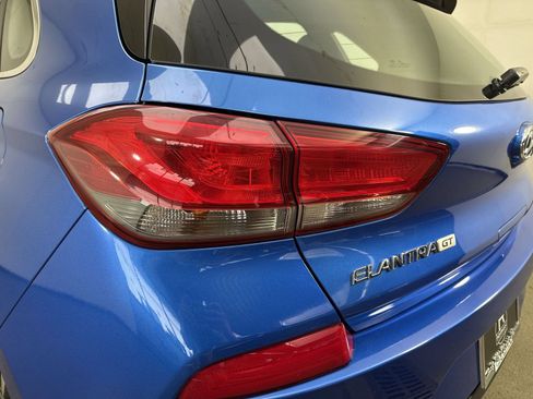 Used 2018 Hyundai Elantra GT FWD image 29