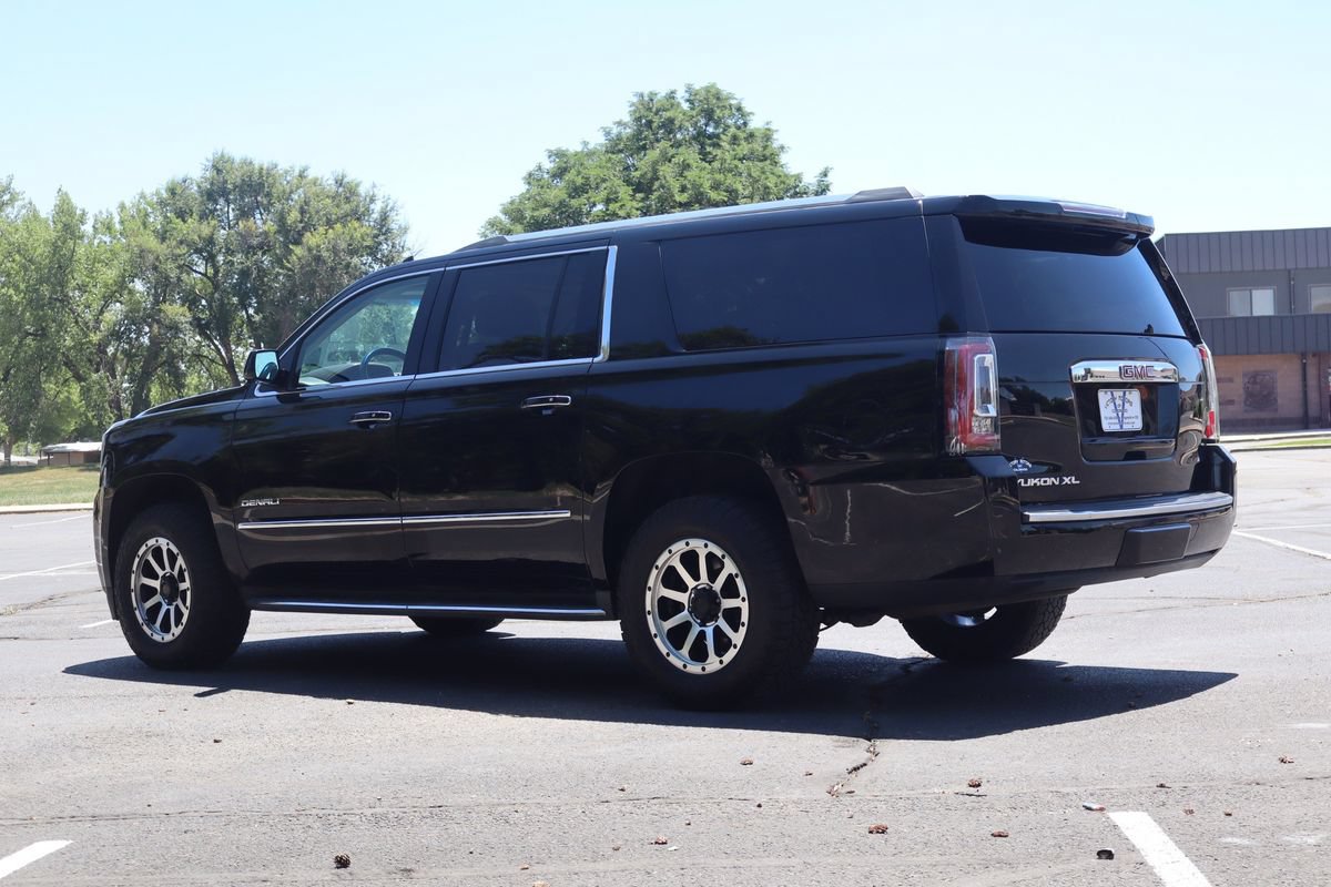 Used 2016 GMC Yukon XL Denali w/ Open Road Package AWD/4WD image 7