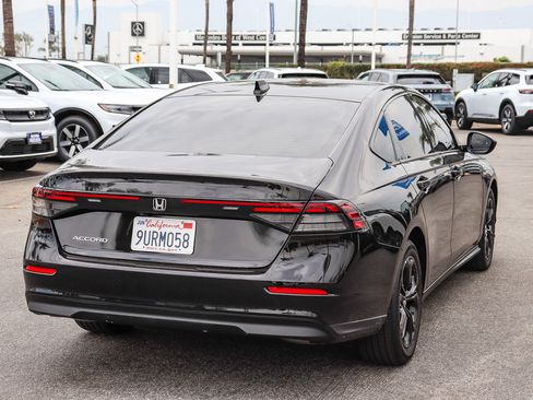Used 2025 Honda Accord SE image 9