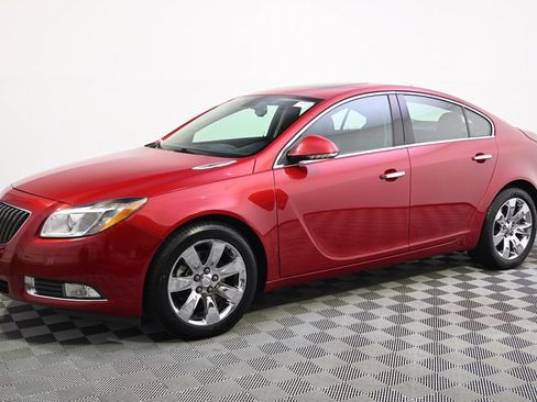 Used 2013 Buick Regal Premium FWD image 2