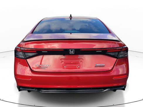 Used 2023 Honda Accord Sport image 6