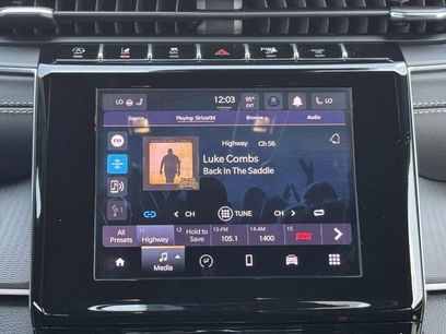 New 2025 Jeep Grand Cherokee L Laredo w/ Luxury Tech Group I