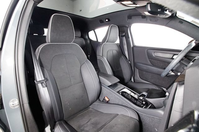 Certified 2023 Volvo C40 P8 Recharge Plus AWD/4WD image 18
