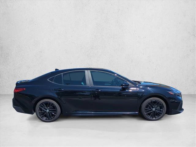 Certified 2025 Toyota Camry SE FWD image 4