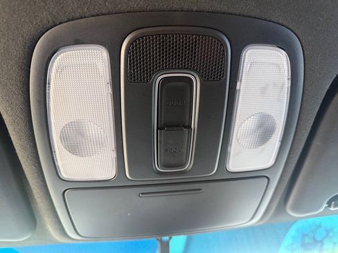Used 2017 Kia Soul + FWD image 25