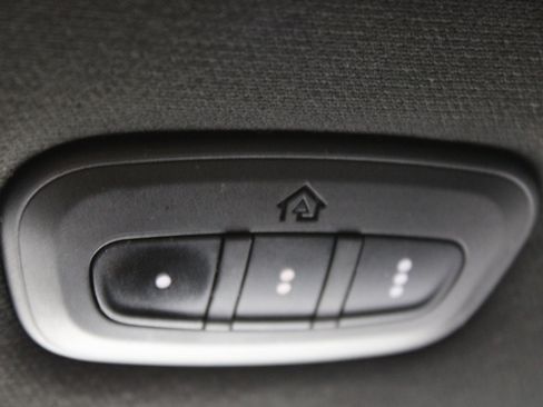 Used 2019 RAM 2500 Laramie w/ Night Edition image 33