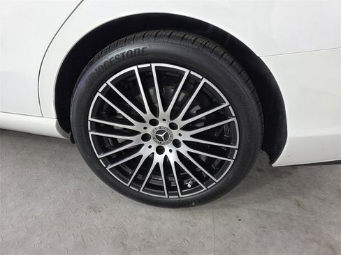 Certified 2023 Mercedes-Benz C 300 4MATIC Sedan image 17